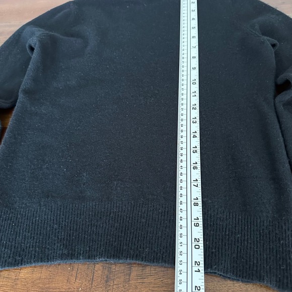 Neiman Marcus Turtleneck Sweater Women S Black 100% Cashmere Ribbed Trim - Picture 7 of 9